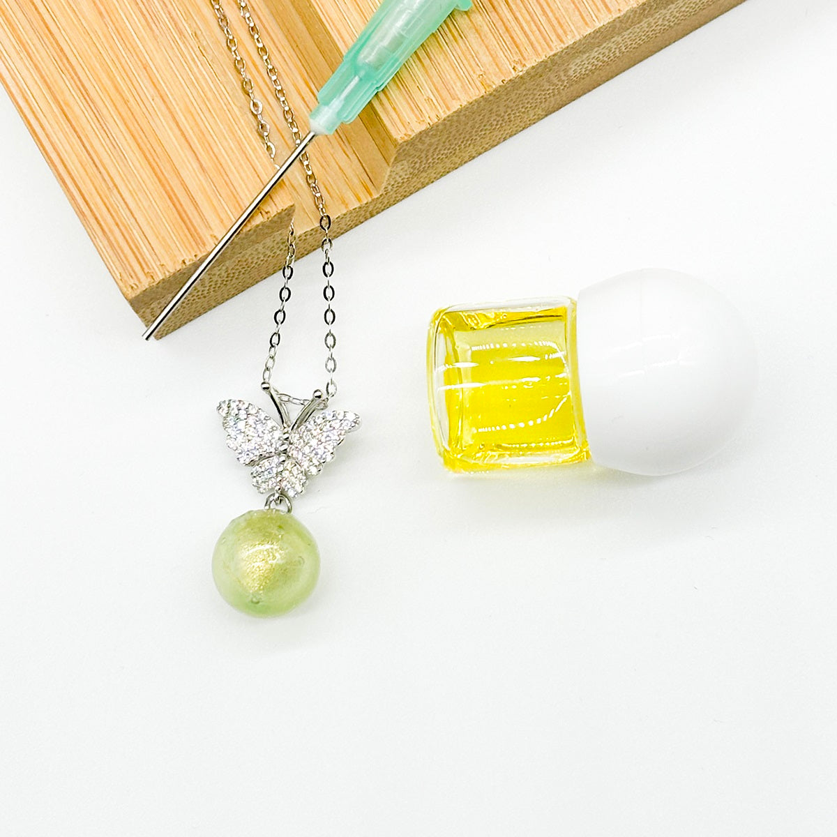 Collier Aroma Papillon Diamant en Argent Sterling - Vert | Énergie & Bien-être | Diffusion Nomade