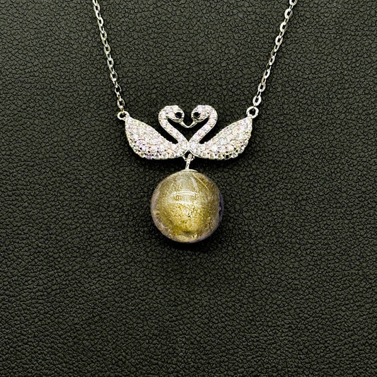 Collier Aroma Double Cygne en Argent Sterling - Or Violet | Énergie & Bien-être | Diffusion Nomade