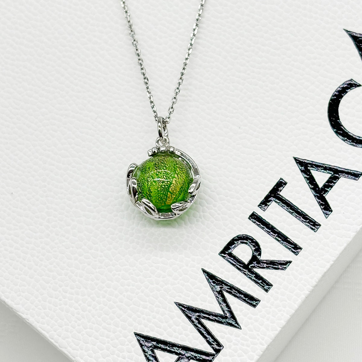 Collier Arôme Planète Murano - Aurum Verdant | Énergie & Guérison | Diffusion en Toute Liberté